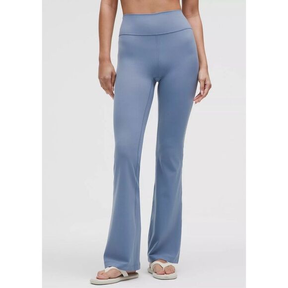 Lululemon Groove Flared Pants - Picture 2 of 6